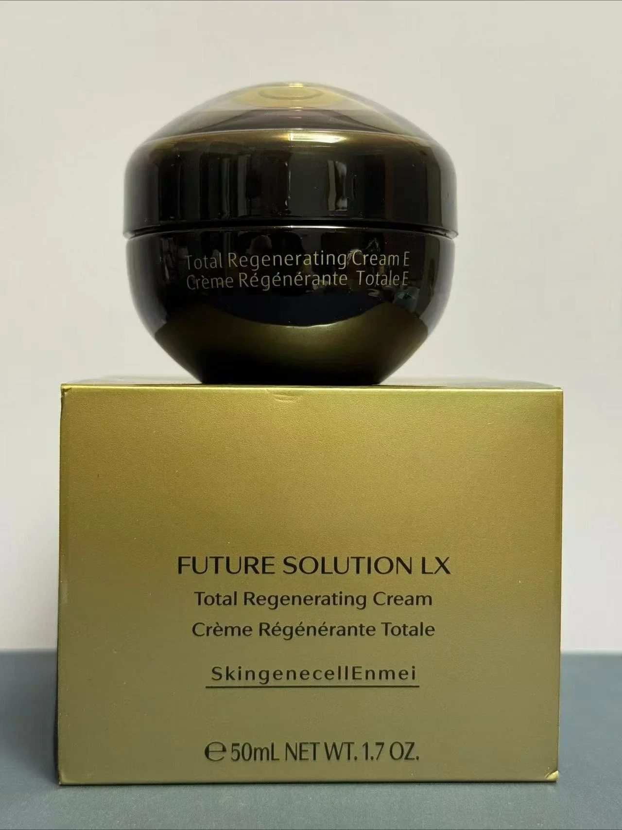 ครีมบำรุงผิวกลางคืนสูตรฟื้นฟูผ - Night Cream บทวิจารณ์และราคา